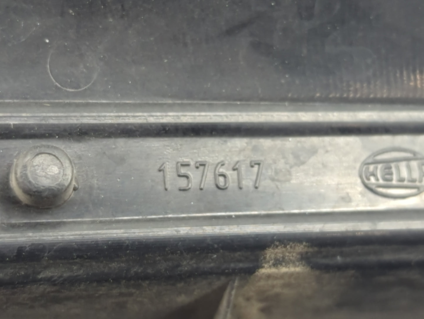 2003-2006 Volvo Xc90 Tail Light Assembly Driver Left OEM P/N:157617 Fits Fits 2003 2004 2005 2006 OEM Used Auto Parts - Oemu