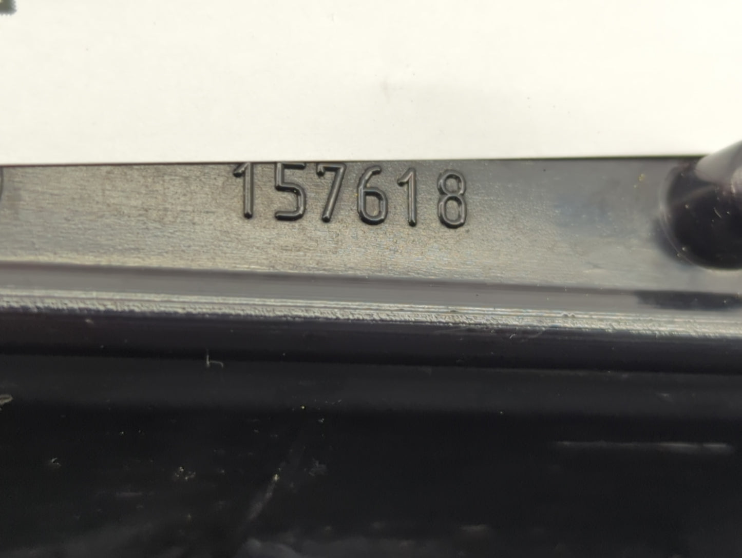 2003-2006 Volvo Xc90 Tail Light Assembly Passenger Right OEM P/N:157618 Fits Fits 2003 2004 2005 2006 OEM Used Auto Parts -