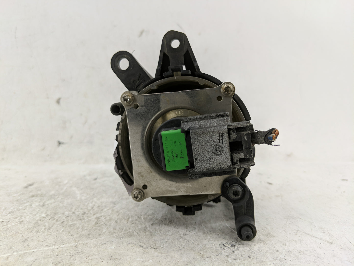 2002-2005 Audi A4 Passenger Right Oem Front Light Lamp - Oemusedautoparts1.com