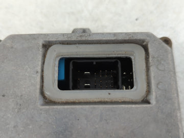 2004-2006 Bmw 330i Headlight Ballast Head Light