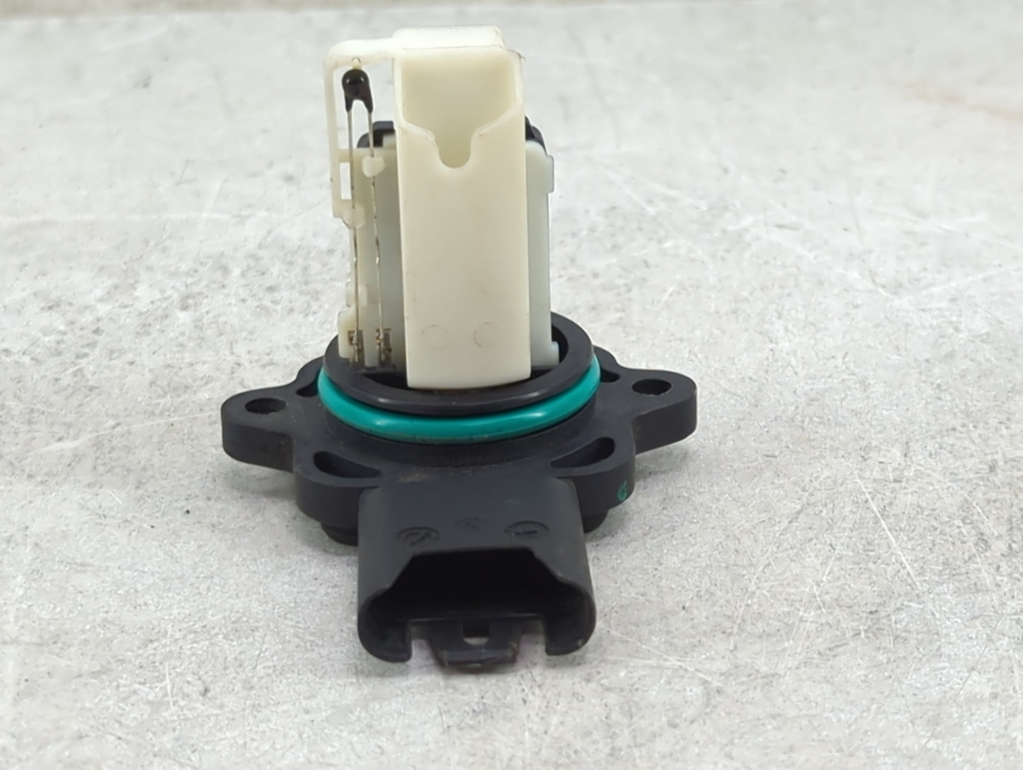 2004-2007 Bmw 525i Mass Air Flow Meter Maf - Oemusedautoparts1.com