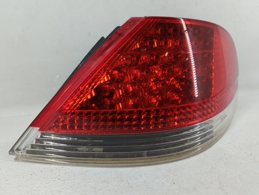 2002-2005 Bmw 745i Tail Light Assembly Passenger Right OEM Fits Fits 2002 2003 2004 2005 OEM Used Auto Parts