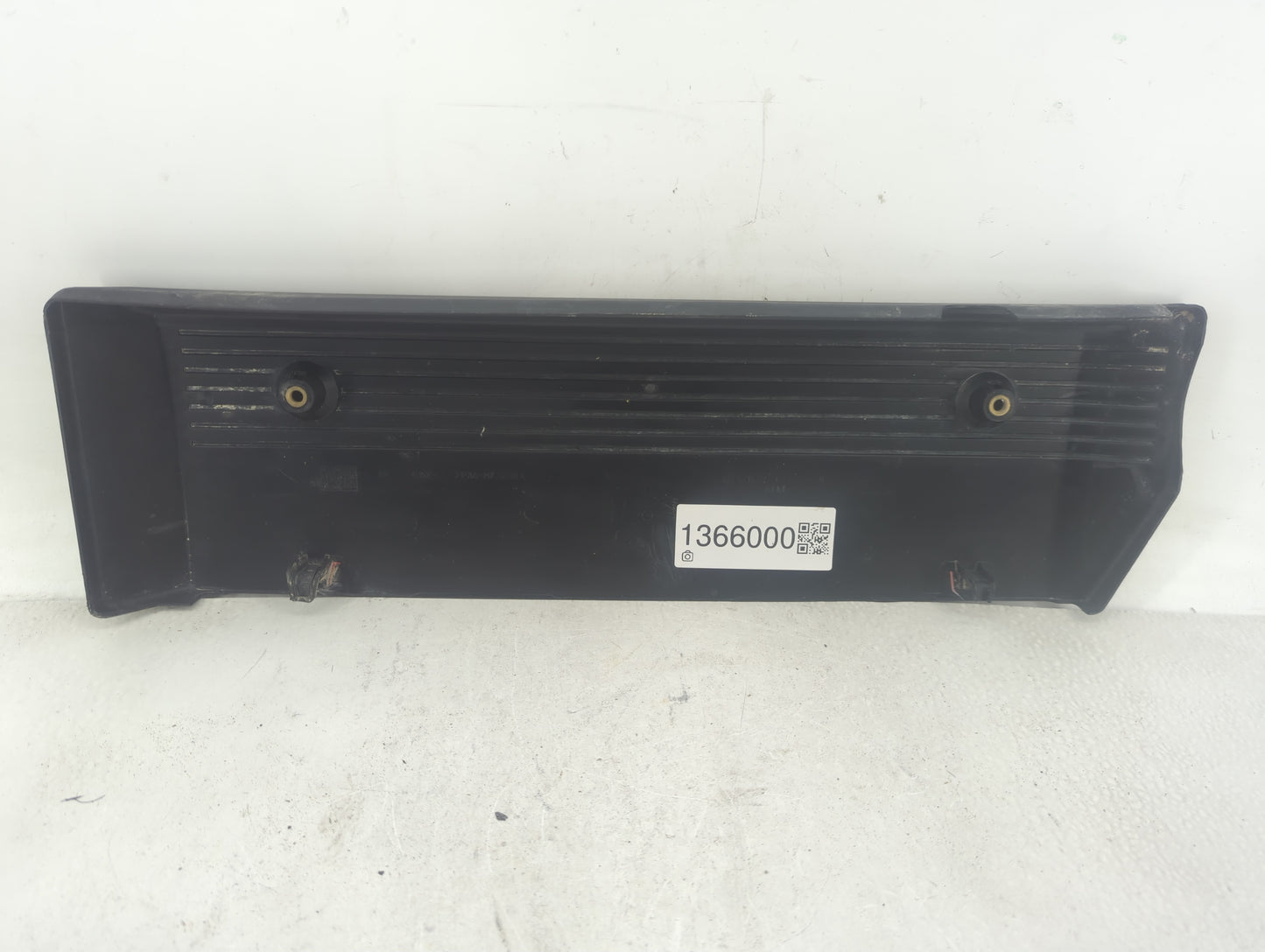 2004 Bmw X5 Engine Cover - Oemusedautoparts1.com