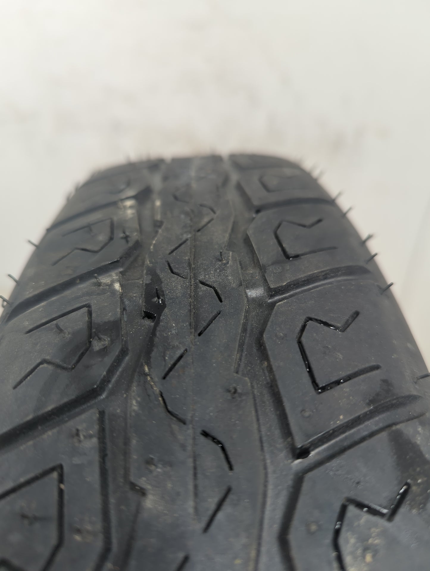 2002-2005 Buick Lesabre Spare Donut Tire Wheel Rim Oem 1111623 - Oemusedautoparts1.com