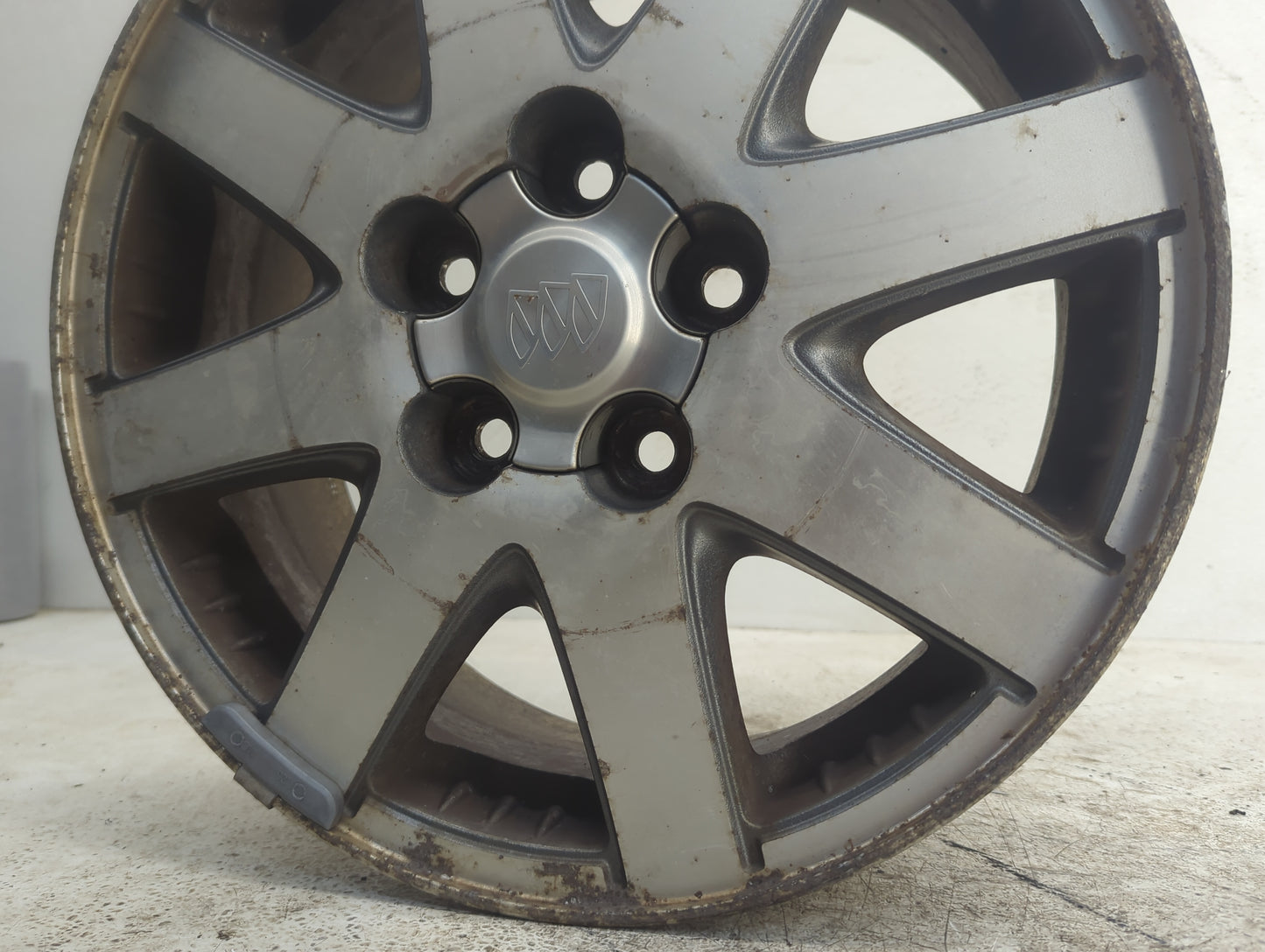 2002-2004 Buick Rendezvous Oem Wheel Rim 1126447 - Oemusedautoparts1.com