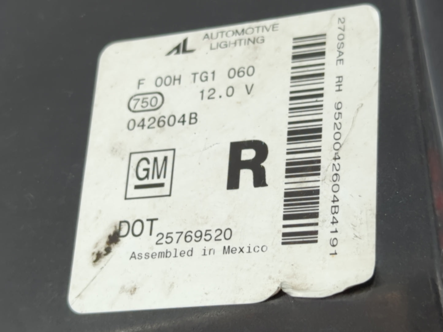2004-2005 Cadillac Deville Passenger Right Oem Head Light Headlight Lamp - Oemusedautoparts1.com