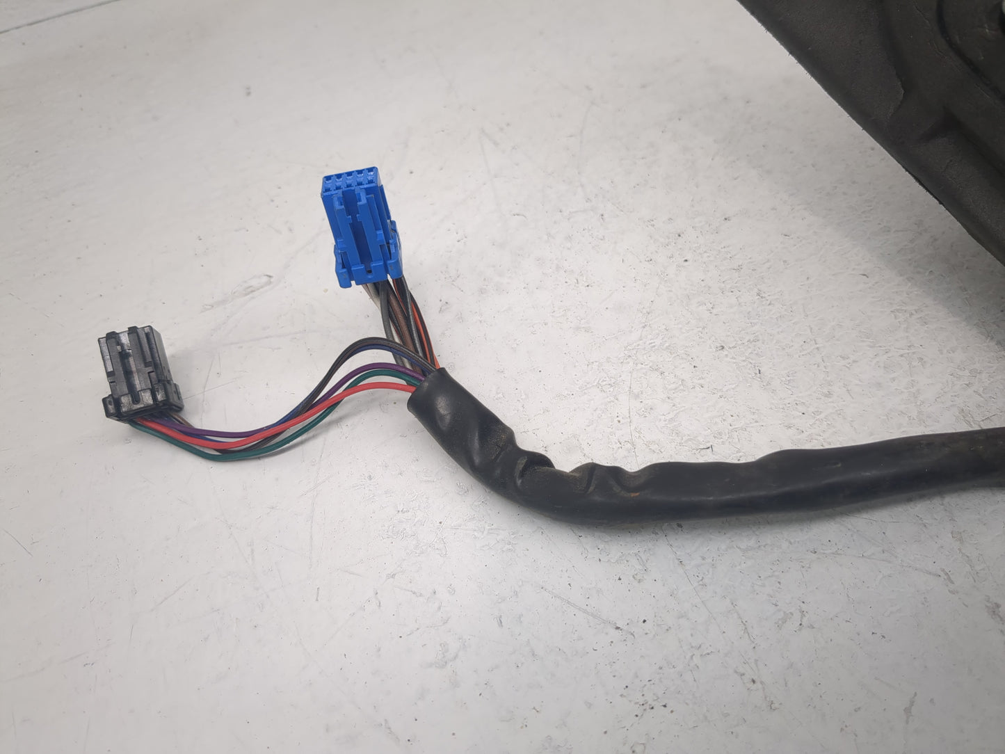 2003-2006 Cadillac Escalade Side Mirror Replacement Passenger Right View Door Mirror Fits Fits 2003 2004 2005 2006 2007 OEM