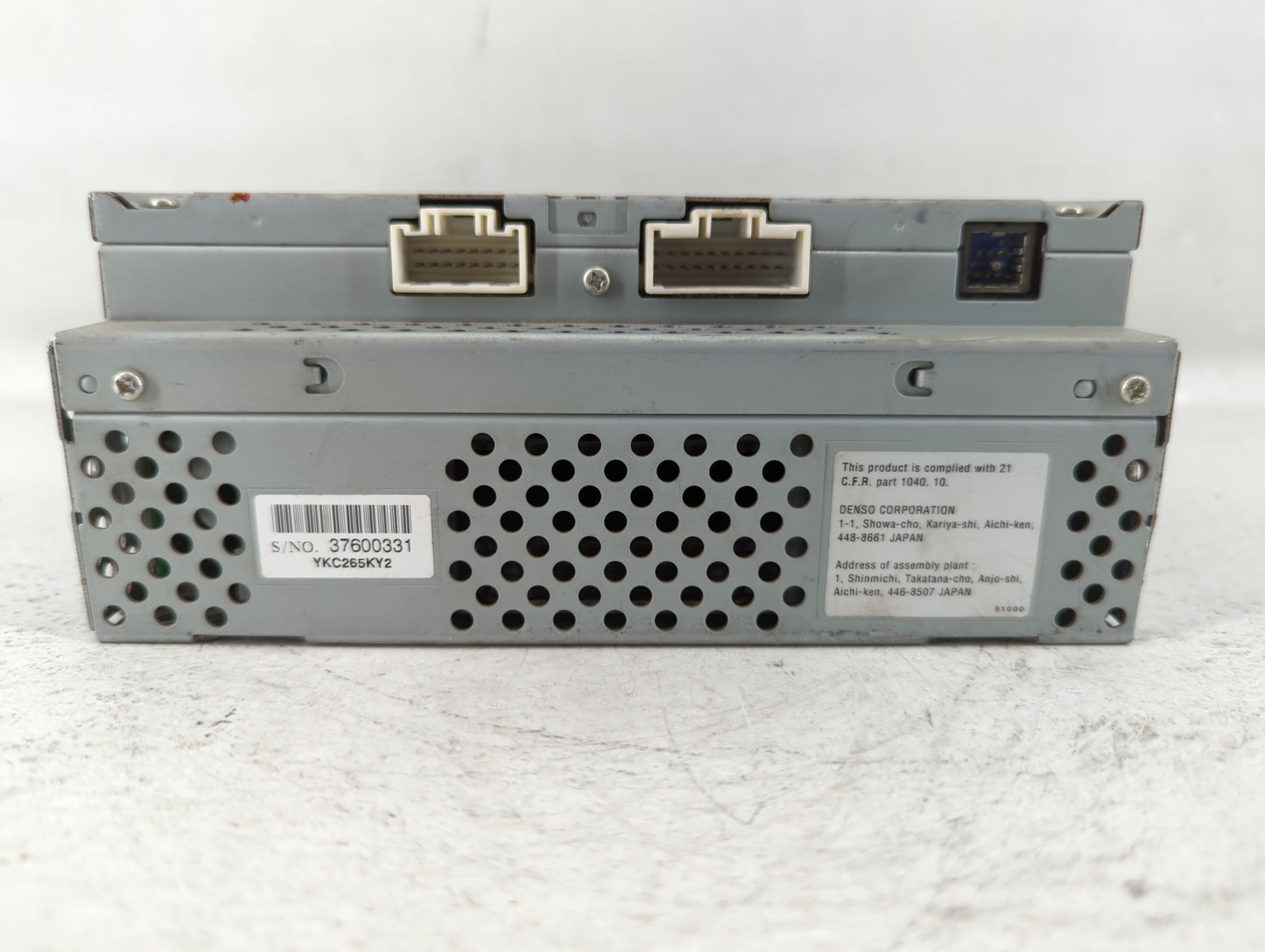 2004 Cadillac Srx Radio AM FM Cd Player Receiver Replacement P/N:YKC265KY2 Fits OEM Used Auto Parts - Oemusedautoparts1.com