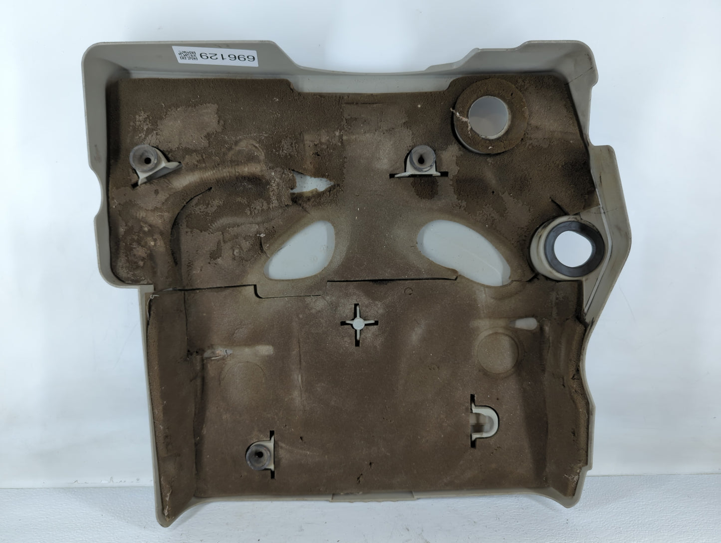 2004 Cadillac Srx Engine Cover - Oemusedautoparts1.com