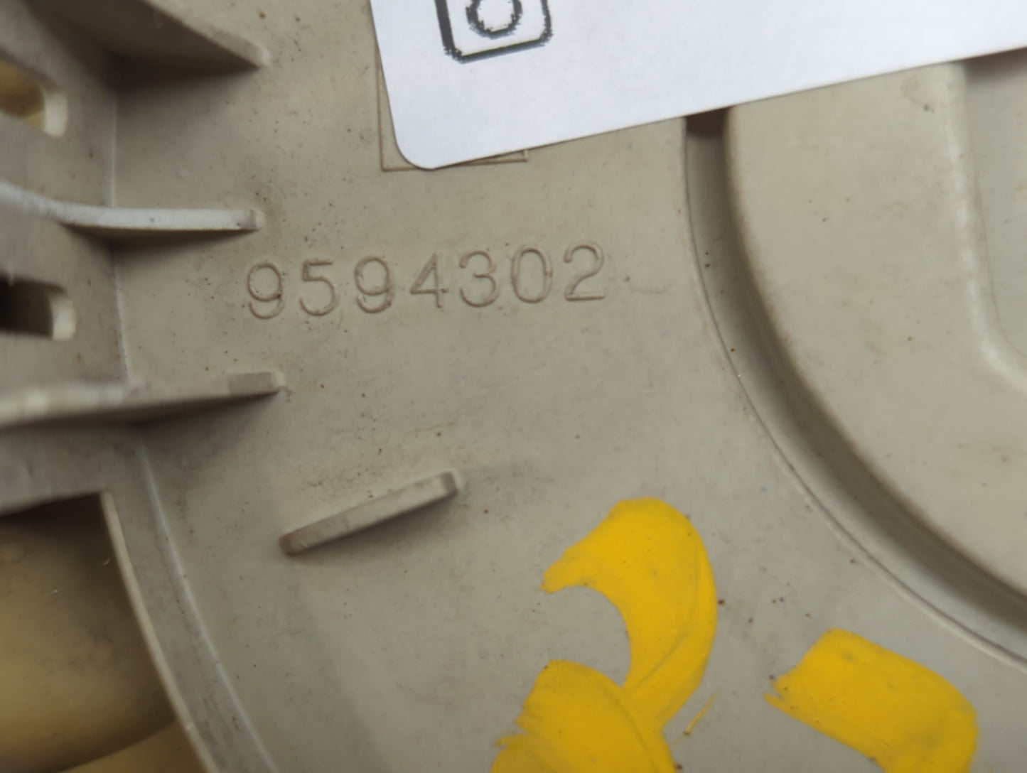 2004 Cadillac Srx Rim Wheel Center Cap 776326 - Oemusedautoparts1.com