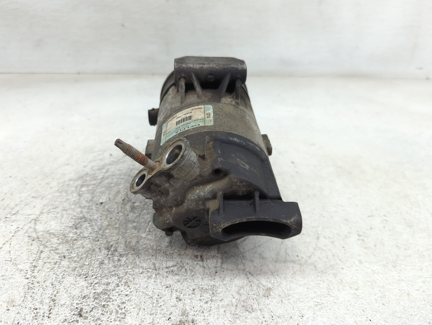2004-2005 Chevrolet Cavalier Air Conditioning A/c Ac Compressor Oem - Oemusedautoparts1.com