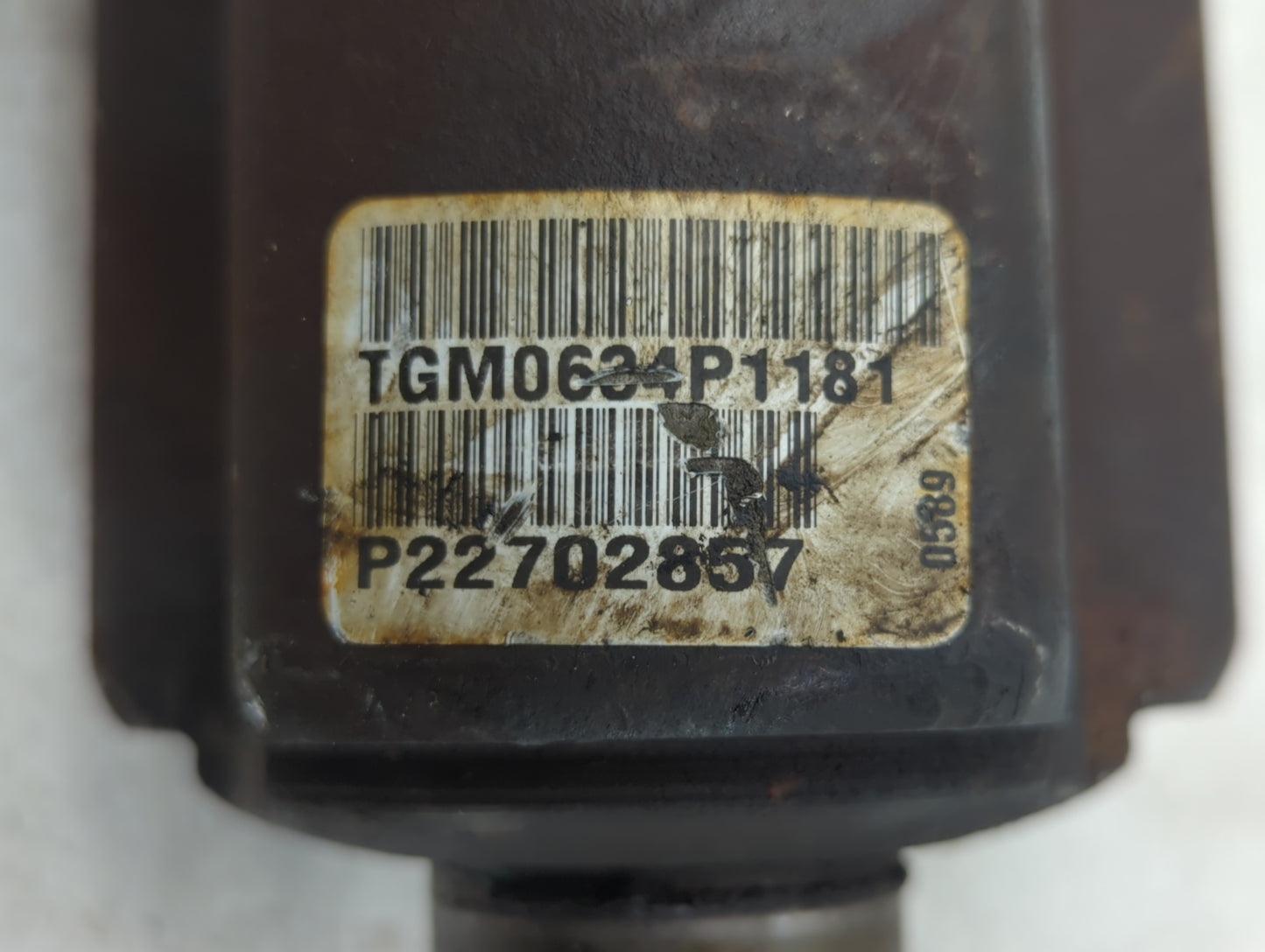 2003-2005 Chevrolet Cavalier Axle Shaft Front Driver Cv C/v - Oemusedautoparts1.com