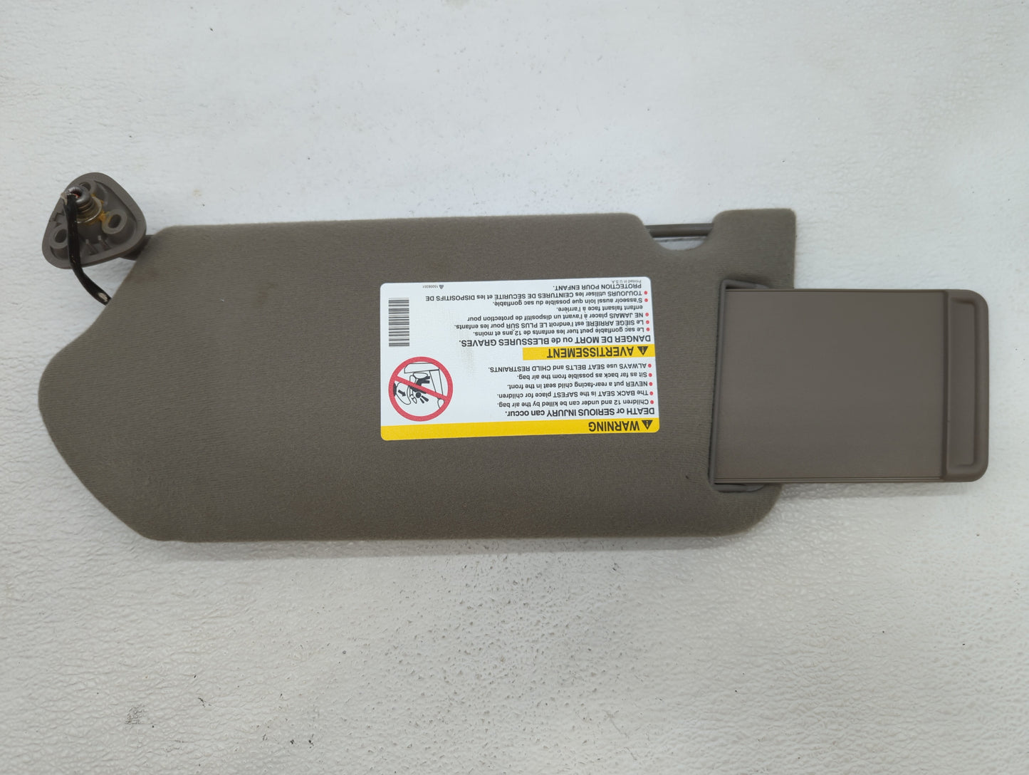 2000-2005 Chevrolet Impala Sun Visor Shade Replacement Passenger Right Mirror Fits Fits 2000 2001 2002 2003 2004 2005 OEM Us