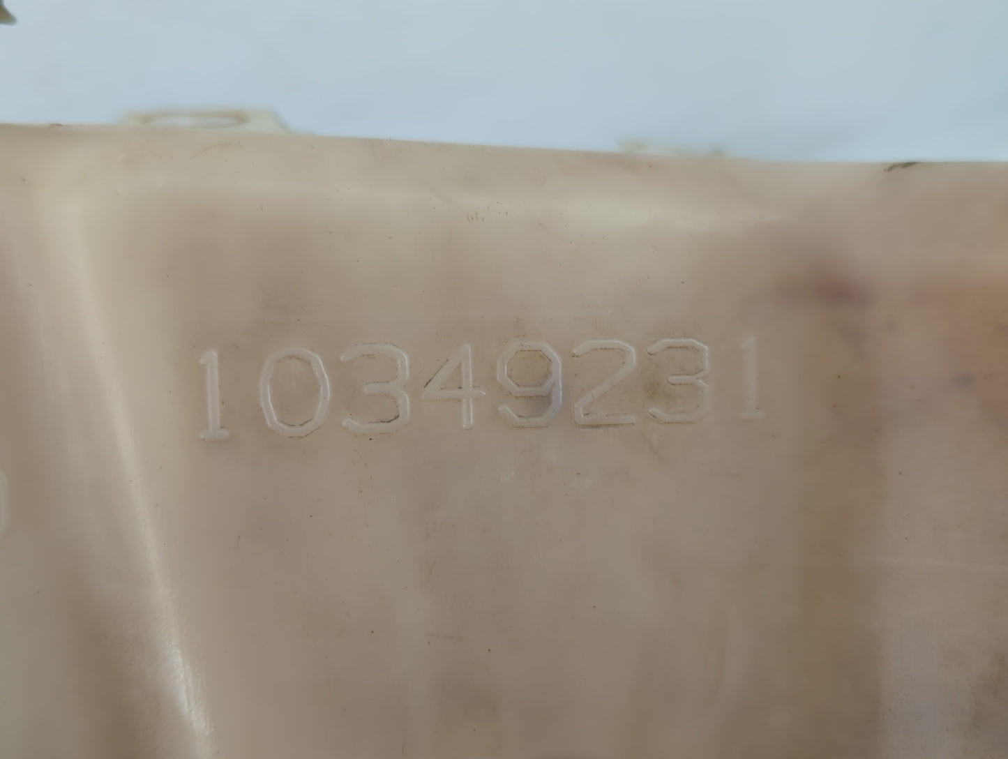 2004 Chevrolet Impala Radiator Coolant Overflow Expansion Tank Bottle - Oemusedautoparts1.com