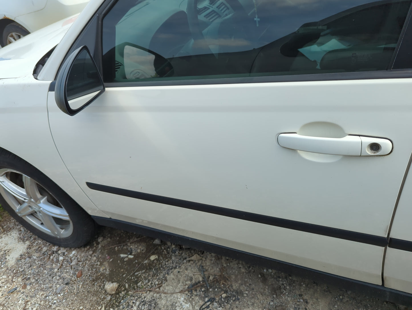 2004-2008 Chevrolet Malibu Driver Front Door Oem - Oemusedautoparts1.com