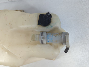 2004 Chevrolet Malibu Radiator Coolant Overflow Expansion Tank Bottle