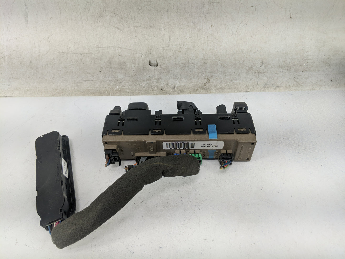 2003-2007 Chevrolet Silverado 1500 Master Power Window Switch Replacement Driver Side Left Fits Fits 2003 2004 2005 2006 200