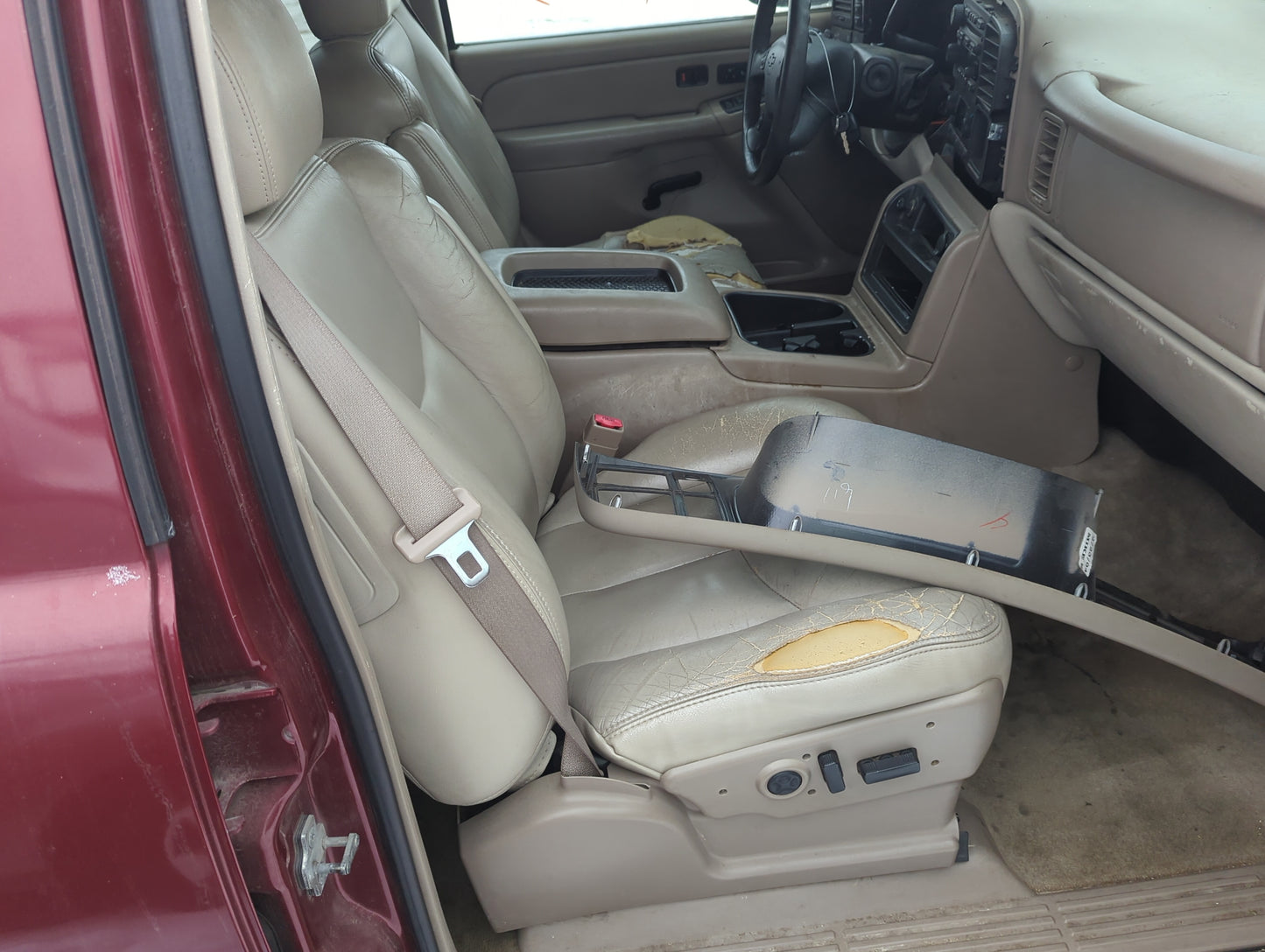 2003-2006 Chevrolet Suburban 1500 Passenger Front Seat Oem - Oemusedautoparts1.com