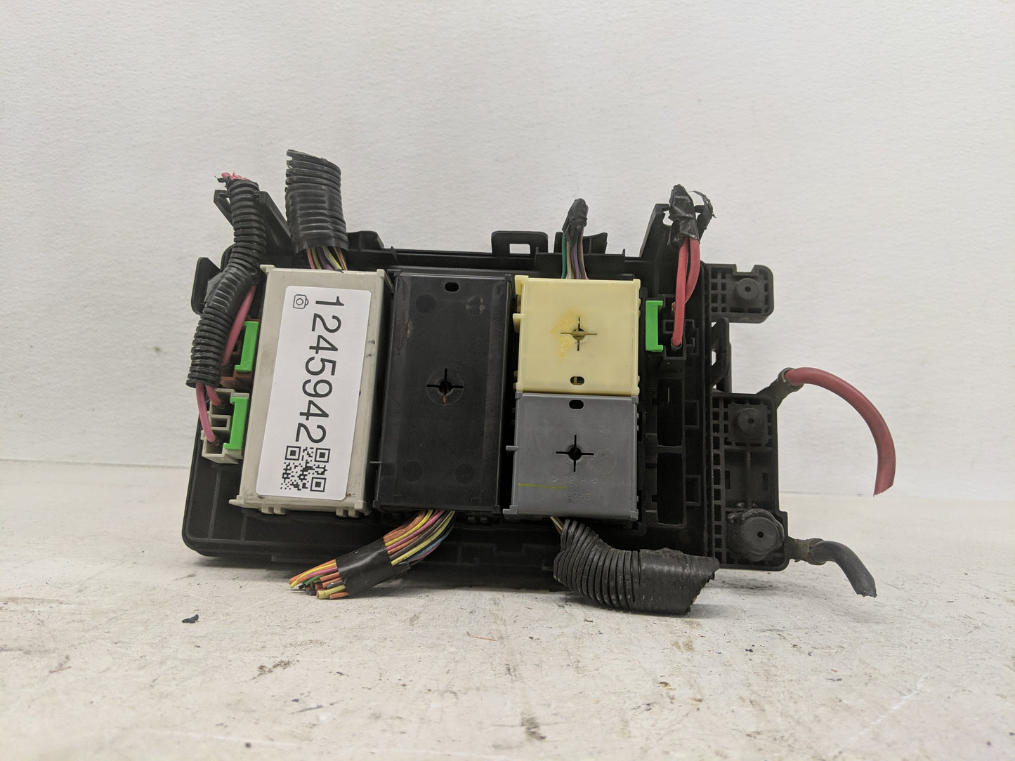2004-2005 Chevrolet Trailblazer Fusebox Fuse Box Panel Relay Module P/N:15120876-1 0264-1940 Fits Fits 2004 2005 OEM Used Au