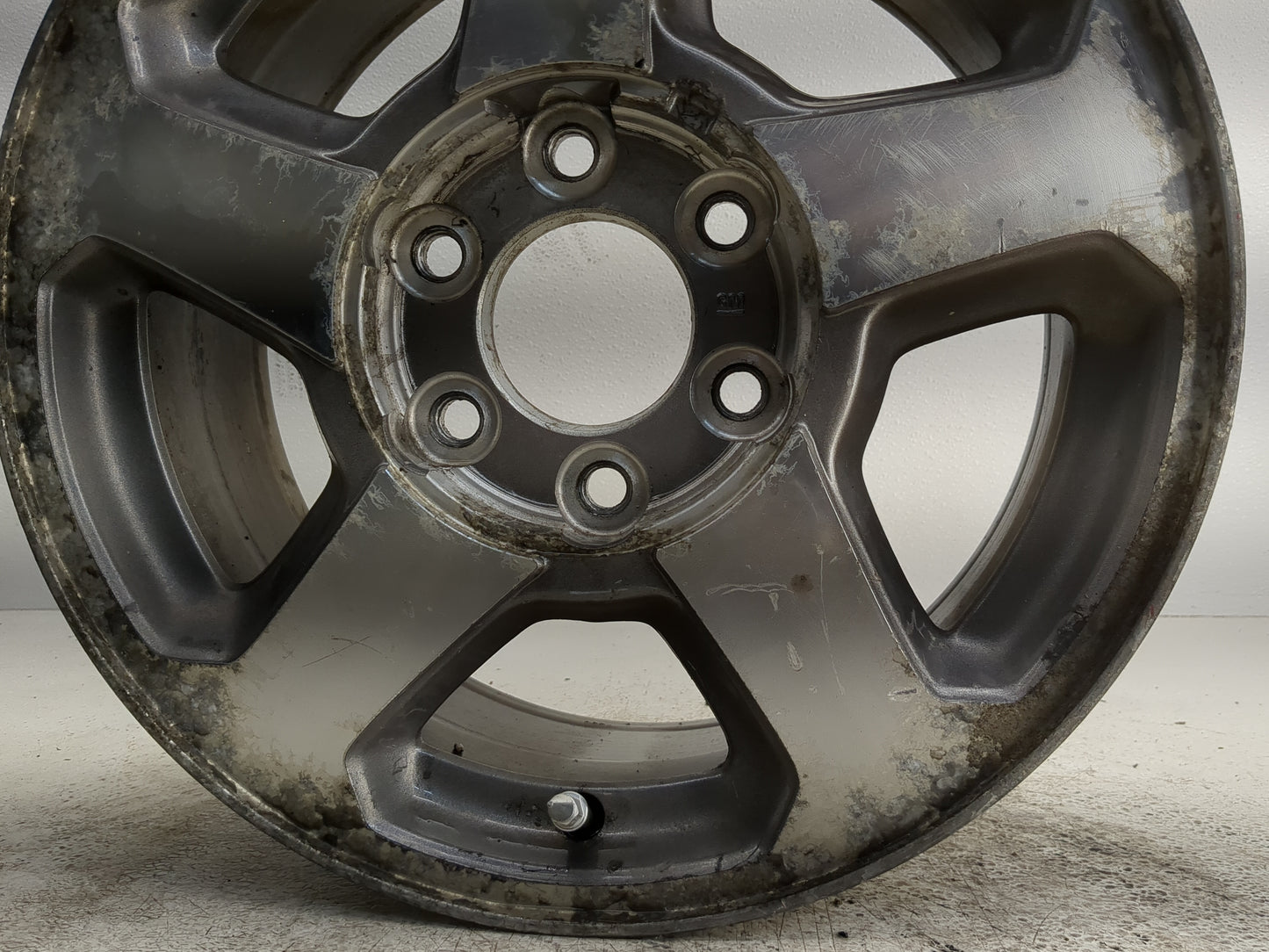 2002-2006 Chevrolet Trailblazer Oem Wheel Rim 1250493 - Oemusedautoparts1.com