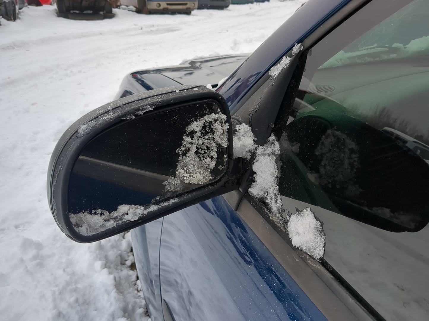 2002-2009 Chevrolet Trailblazer Side Mirror Replacement Driver Left View Door Mirror Fits OEM Used Auto Parts - Oemusedautop