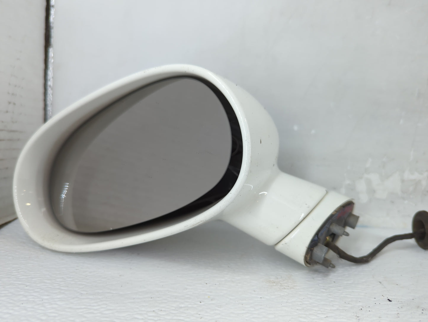 2004 Chrysler Crossfire Driver Side View Mirror - Left Door Mirror OEM Used - Oemusedautoparts1.com
