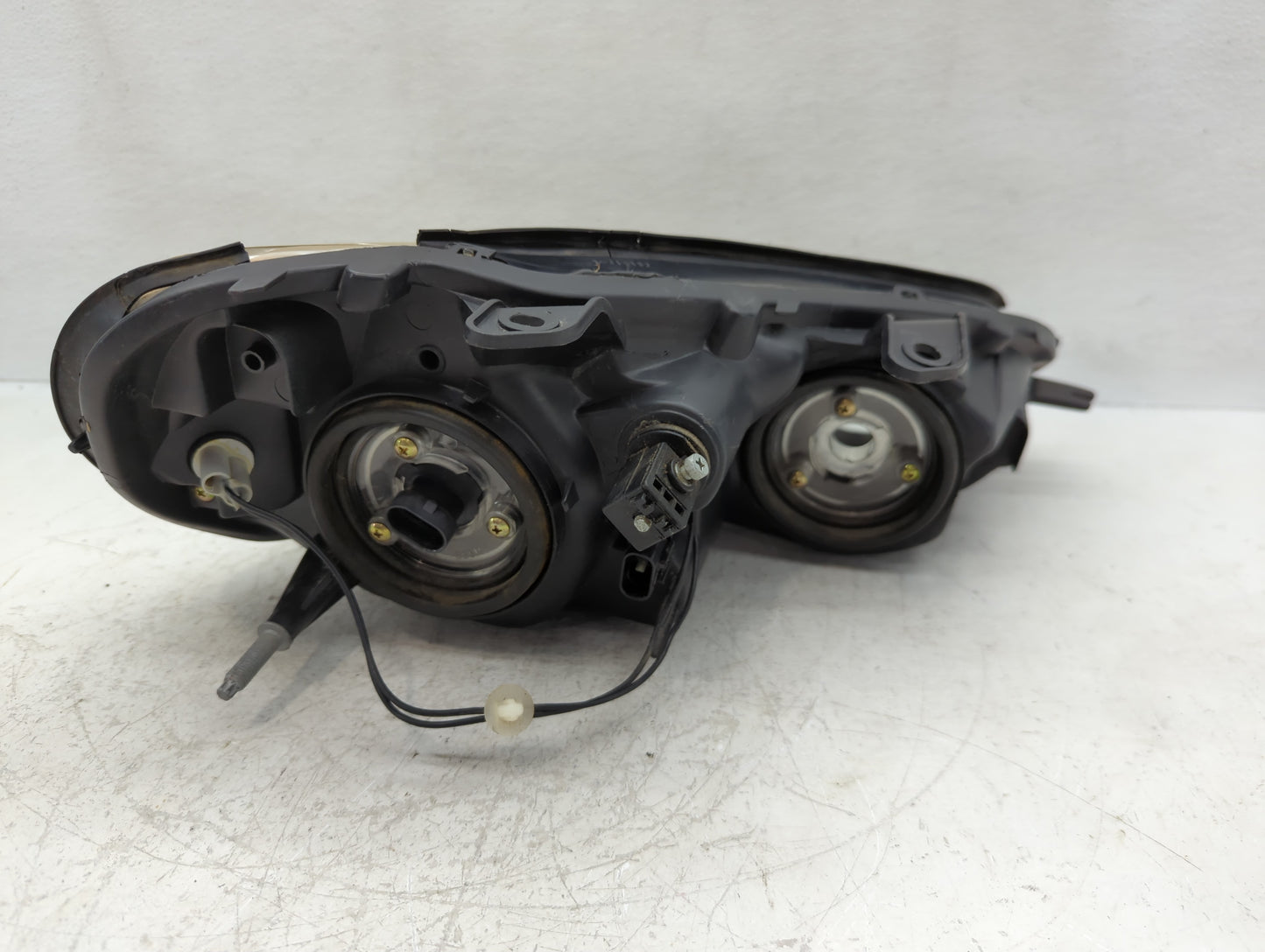2003-2005 Chrysler Sebring Driver Left Oem Head Light Headlight Lamp - Oemusedautoparts1.com