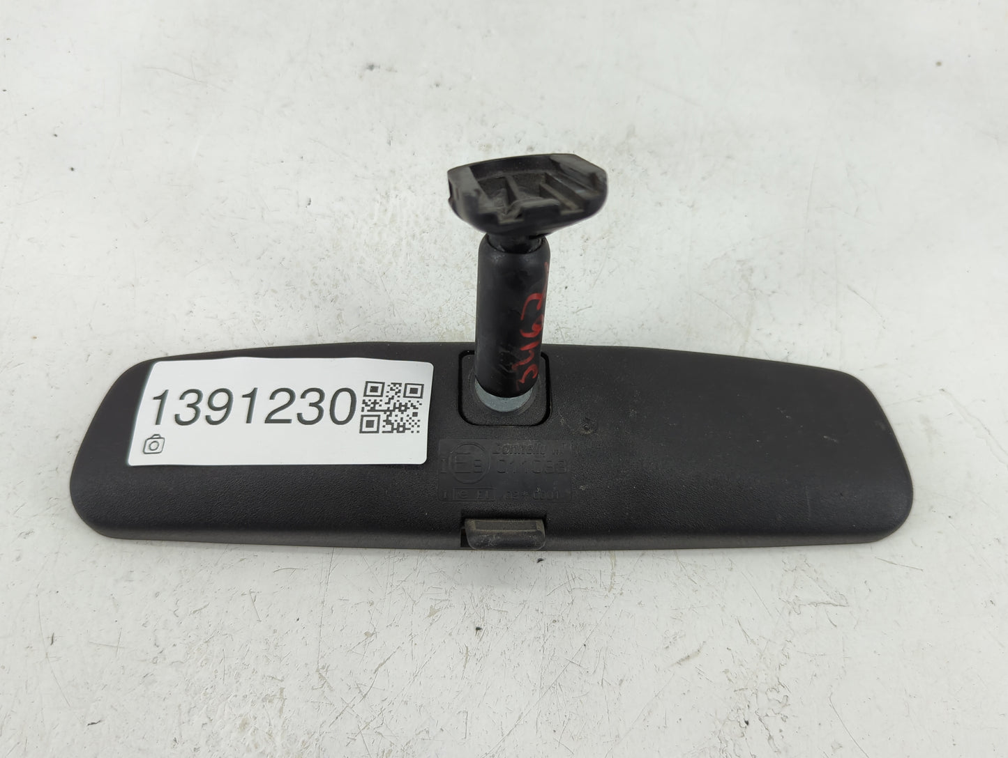 2004 Dodge Caravan Interior Rear View Mirror Replacement OEM P/N:E8011083 Fits OEM Used Auto Parts - Oemusedautoparts1.com
