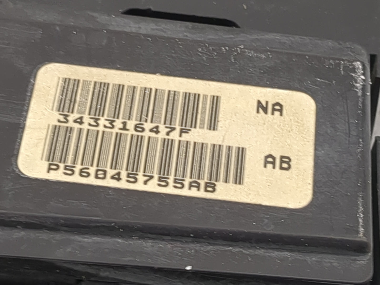 2004-2005 Dodge Ram 1500 Instrument Cluster Speedometer Gauges P/N:P56045755AB Miles:168K Fits Fits 2004 2005 OEM Used Auto