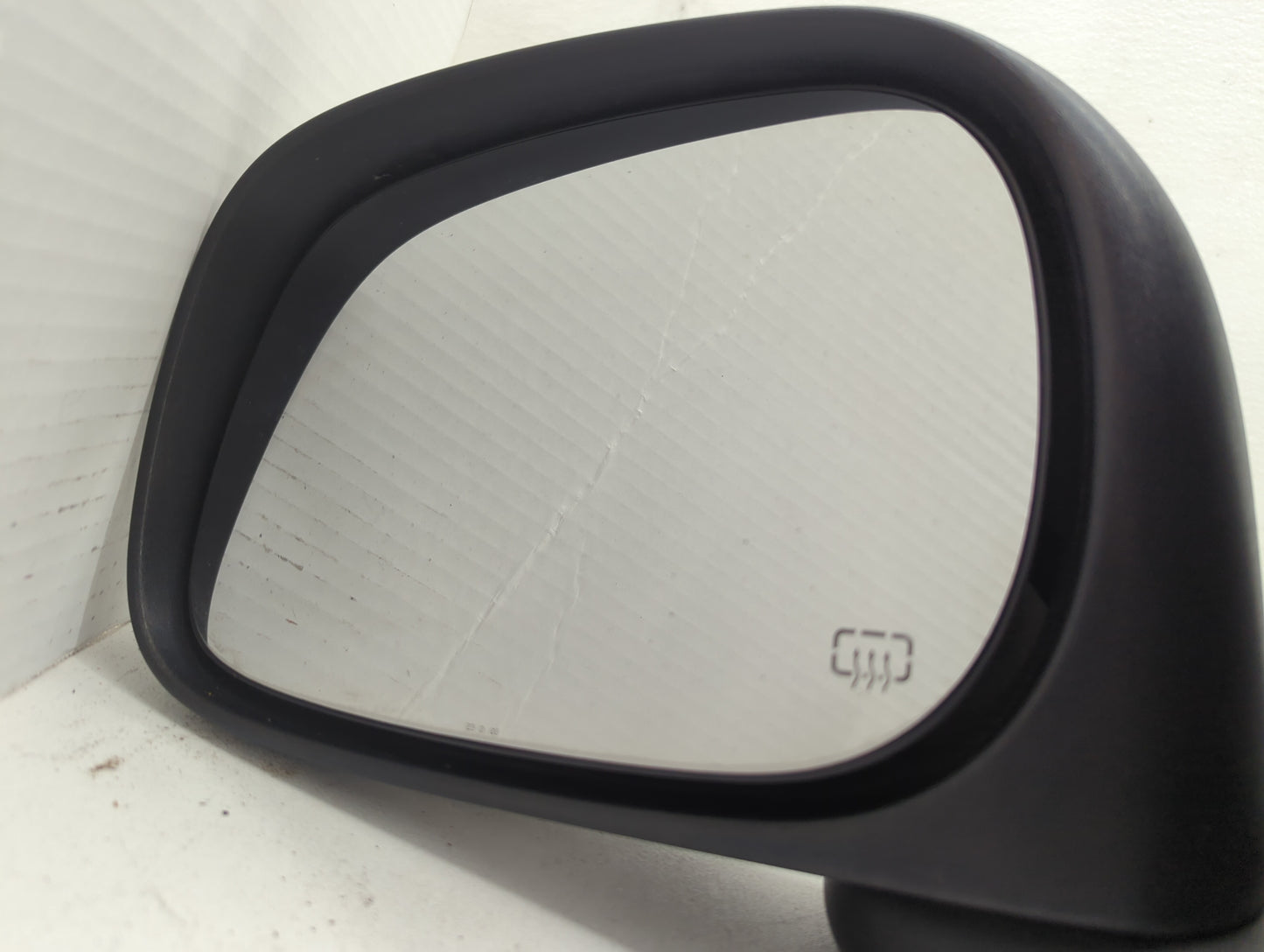2002-2008 Dodge Ram 1500 Driver Side View Mirror - Left Door Mirror OEM Used - Oemusedautoparts1.com