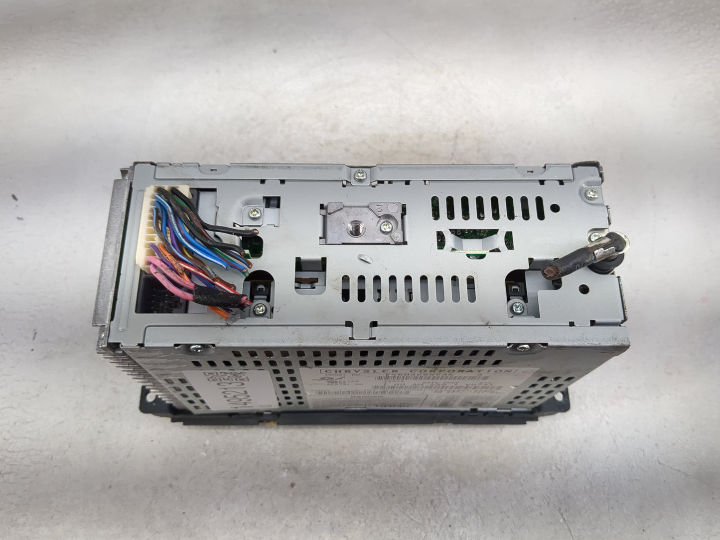 2002-2005 Dodge Ram 1500 Radio AM FM Cd Player Receiver Replacement P/N:P56038555AK RY-2202 Fits OEM Used Auto Parts - Oemus