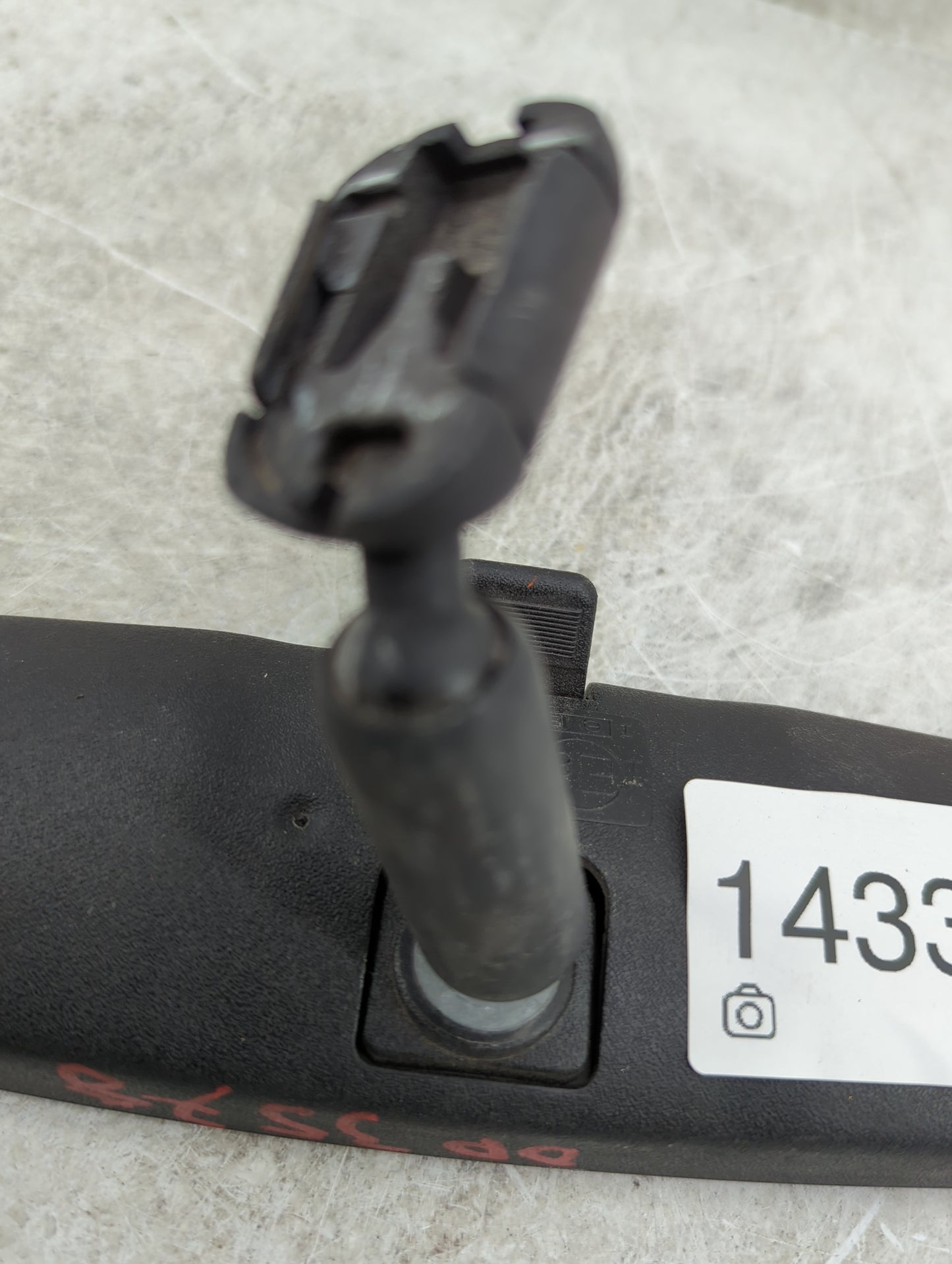 2004 Ford Crown Victoria Interior Rear View Mirror Replacement OEM Fits OEM Used Auto Parts - Oemusedautoparts1.com