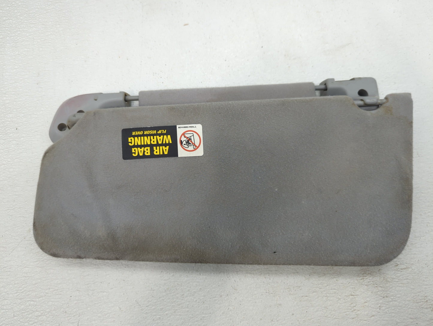 2003-2005 Ford Expedition Sun Visor Shade Replacement Passenger Right Mirror Fits Fits 2003 2004 2005 OEM Used Auto Parts -