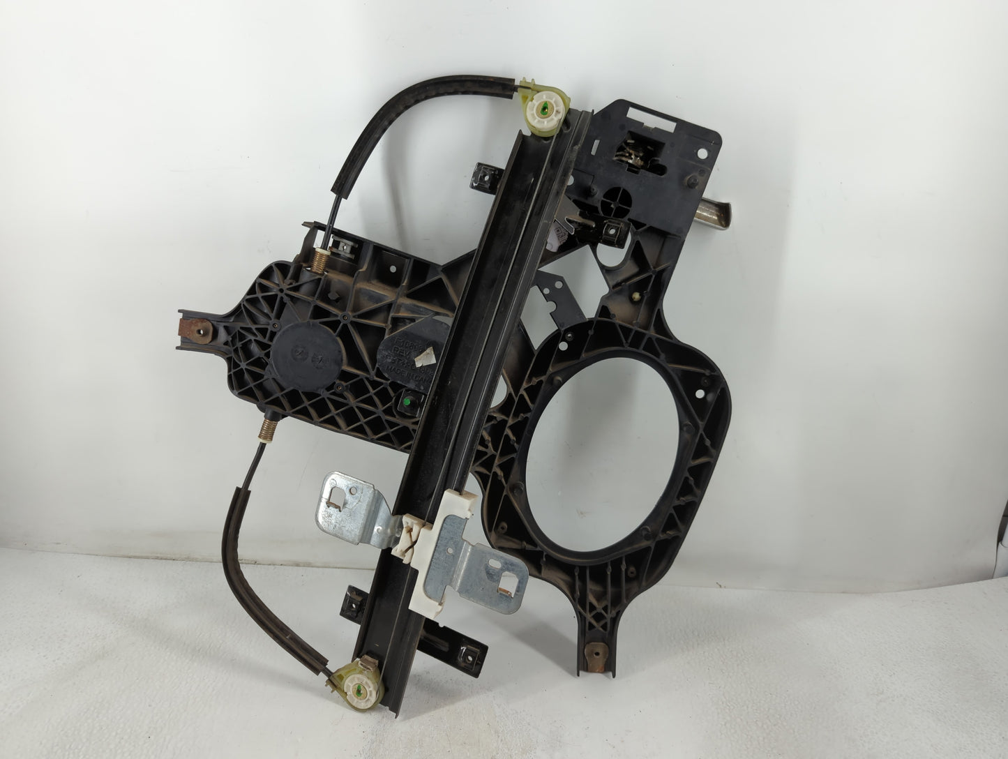 2004 Ford Expedition Window Regulator Right Passenger Rear - Oemusedautoparts1.com