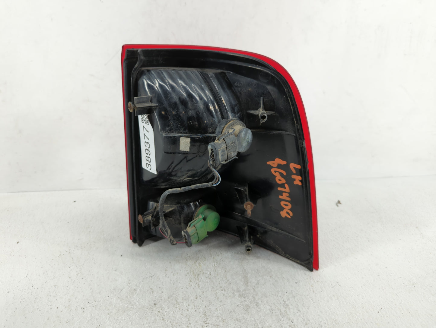 2002-2005 Ford Explorer Tail Light Assembly Driver Left OEM P/N:1L2X-13B505-B Fits Fits 2002 2003 2004 2005 OEM Used Auto Pa