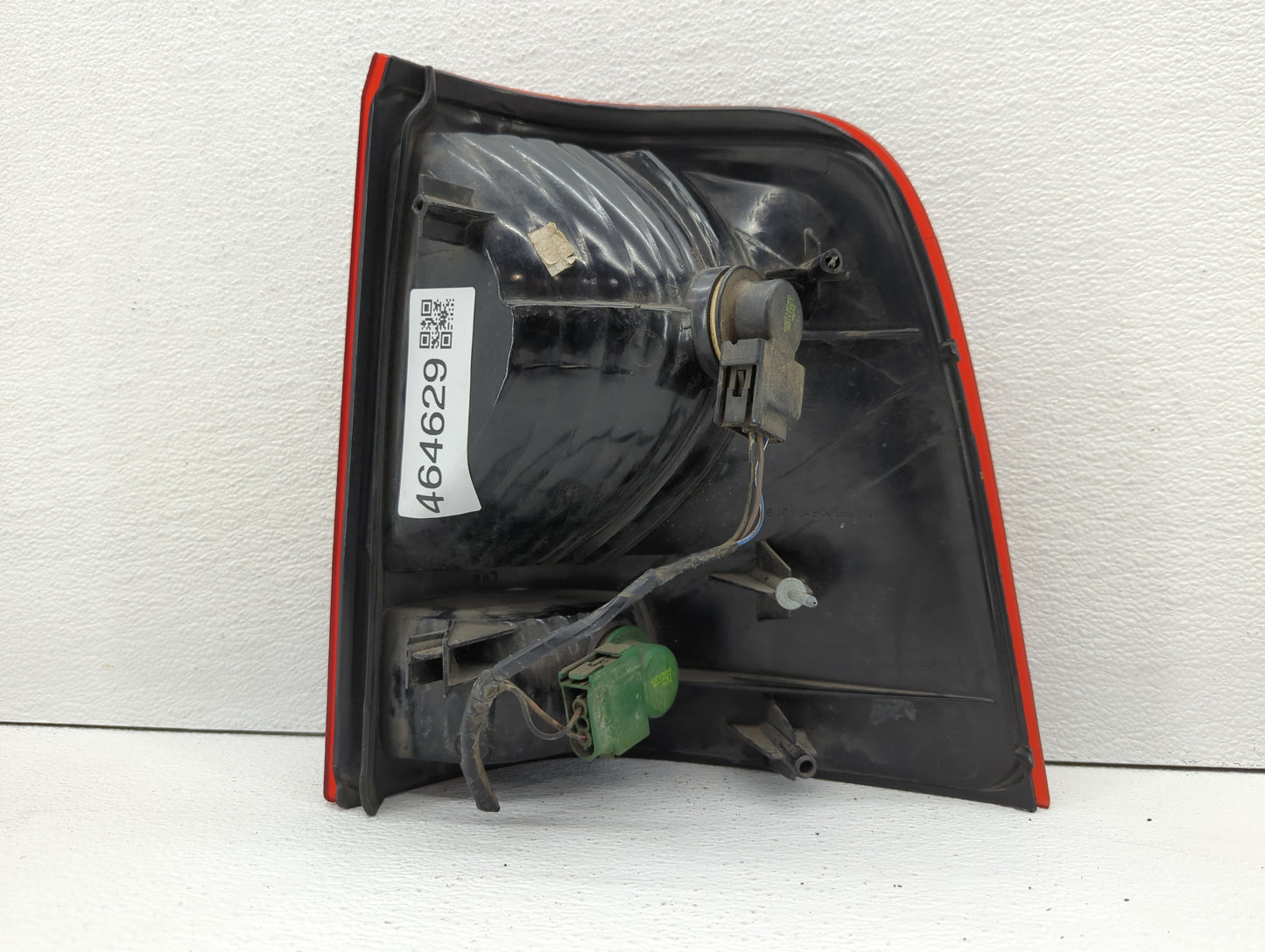 2002-2005 Ford Explorer Tail Light Assembly Driver Left OEM P/N:1L2X-13B505-B Fits Fits 2002 2003 2004 2005 OEM Used Auto Pa