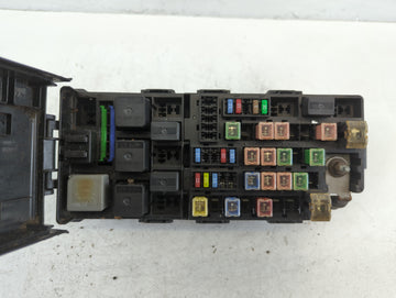 2001-2005 Ford Explorer Fusebox Fuse Box Panel Relay Module P/N:7154-4514 Fits Fits 2001 2002 2003 2004 2005 OEM Used Auto Parts