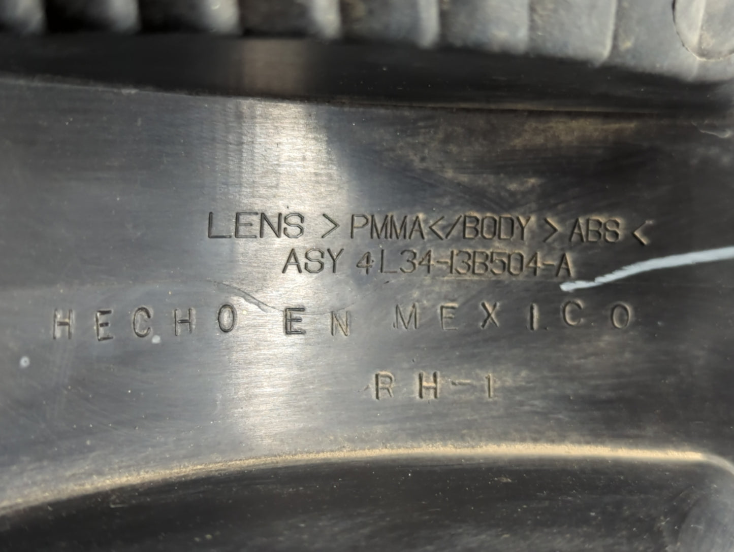 2004-2008 Ford F-150 Tail Light Assembly Passenger Right OEM Fits Fits 2004 2005 2006 2007 2008 OEM Used Auto Parts - Oemuse