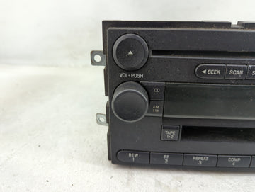 2004 Ford F-150 Radio AM FM Cd Player Receiver Replacement P/N:4L3T-18C868-FC YPND015589 Fits OEM Used Auto Parts