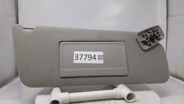 2004 Ford F-150 Sun Visor Shade Replacement Passenger Right Mirror Fits OEM Used Auto Parts