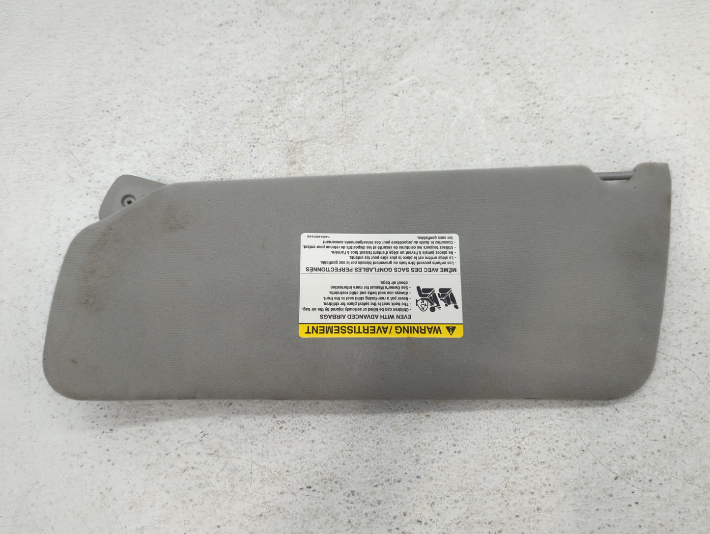 2004-2008 Ford F-150 Sun Visor Shade Replacement Passenger Right Mirror Fits Fits 2004 2005 2006 2007 2008 OEM Used Auto Par