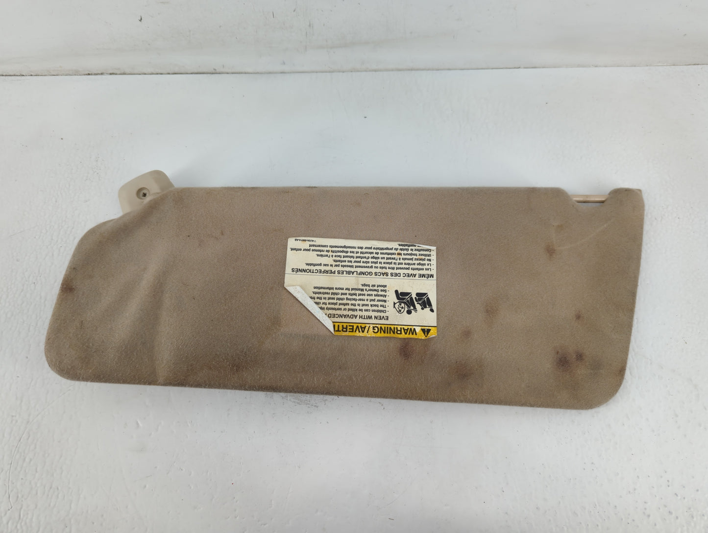 2004-2008 Ford F-150 Sun Visor Shade Replacement Passenger Right Mirror Fits Fits 2004 2005 2006 2007 2008 OEM Used Auto Par