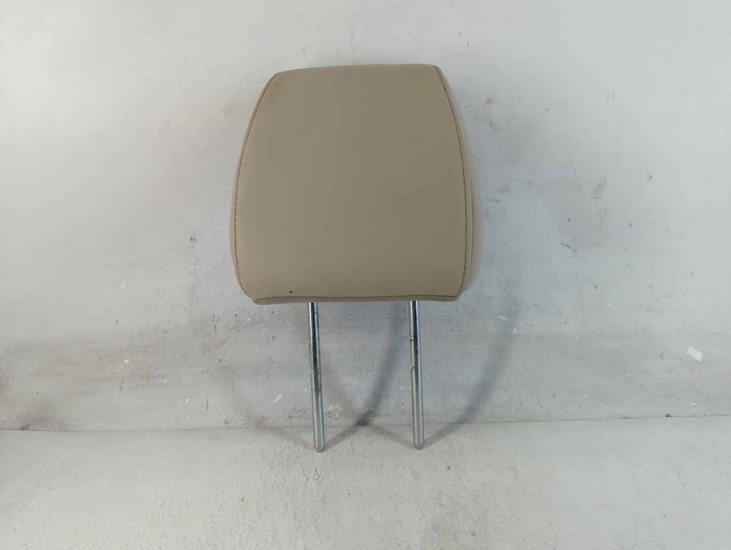 2004 Ford F-150 Headrest Head Rest Front Driver Passenger Seat Fits OEM Used Auto Parts - Oemusedautoparts1.com