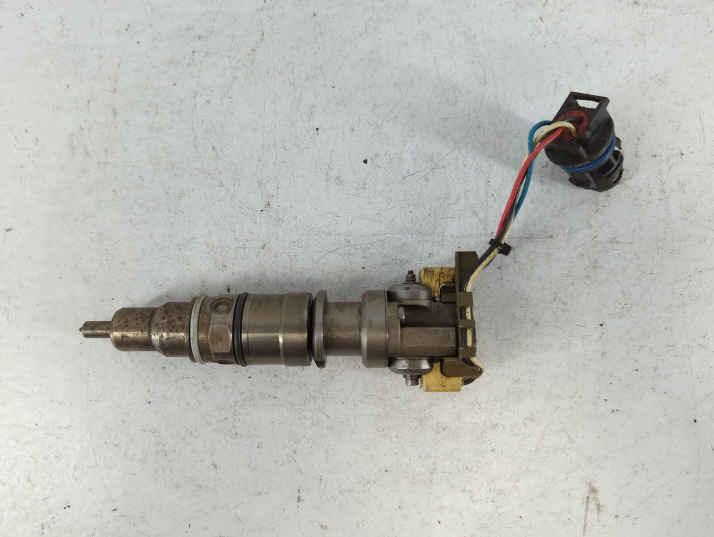 2004 Ford F-350 Super Duty Fuel Injectors Fits OEM Used Auto Parts - Oemusedautoparts1.com
