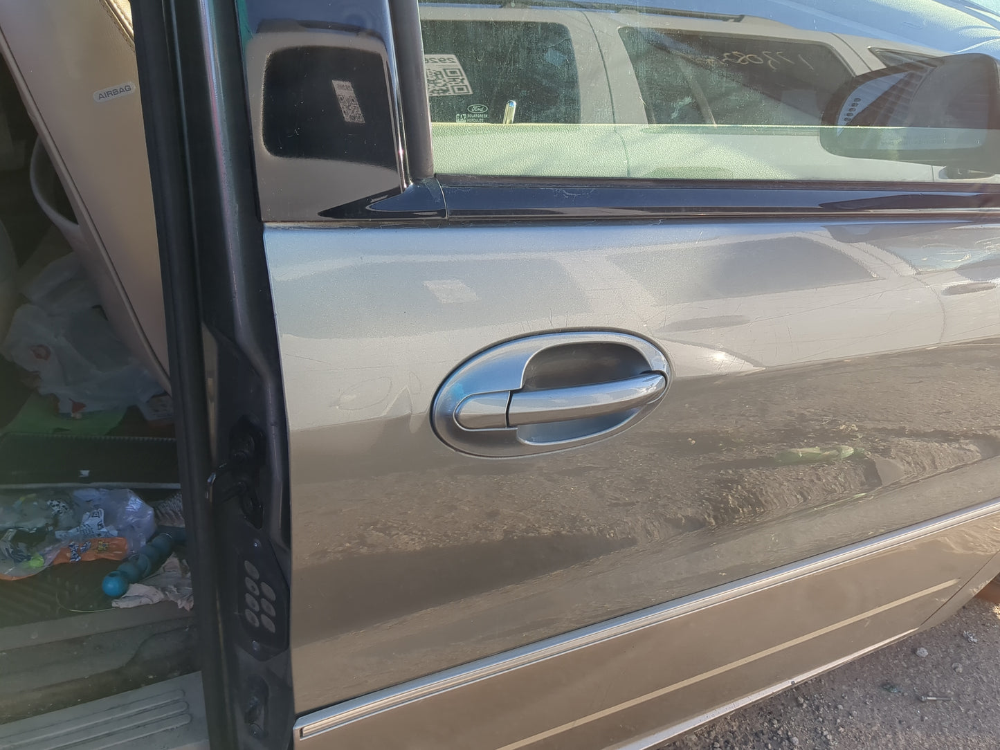 2004-2007 Ford Freestar Passenger Front Door Oem - Oemusedautoparts1.com