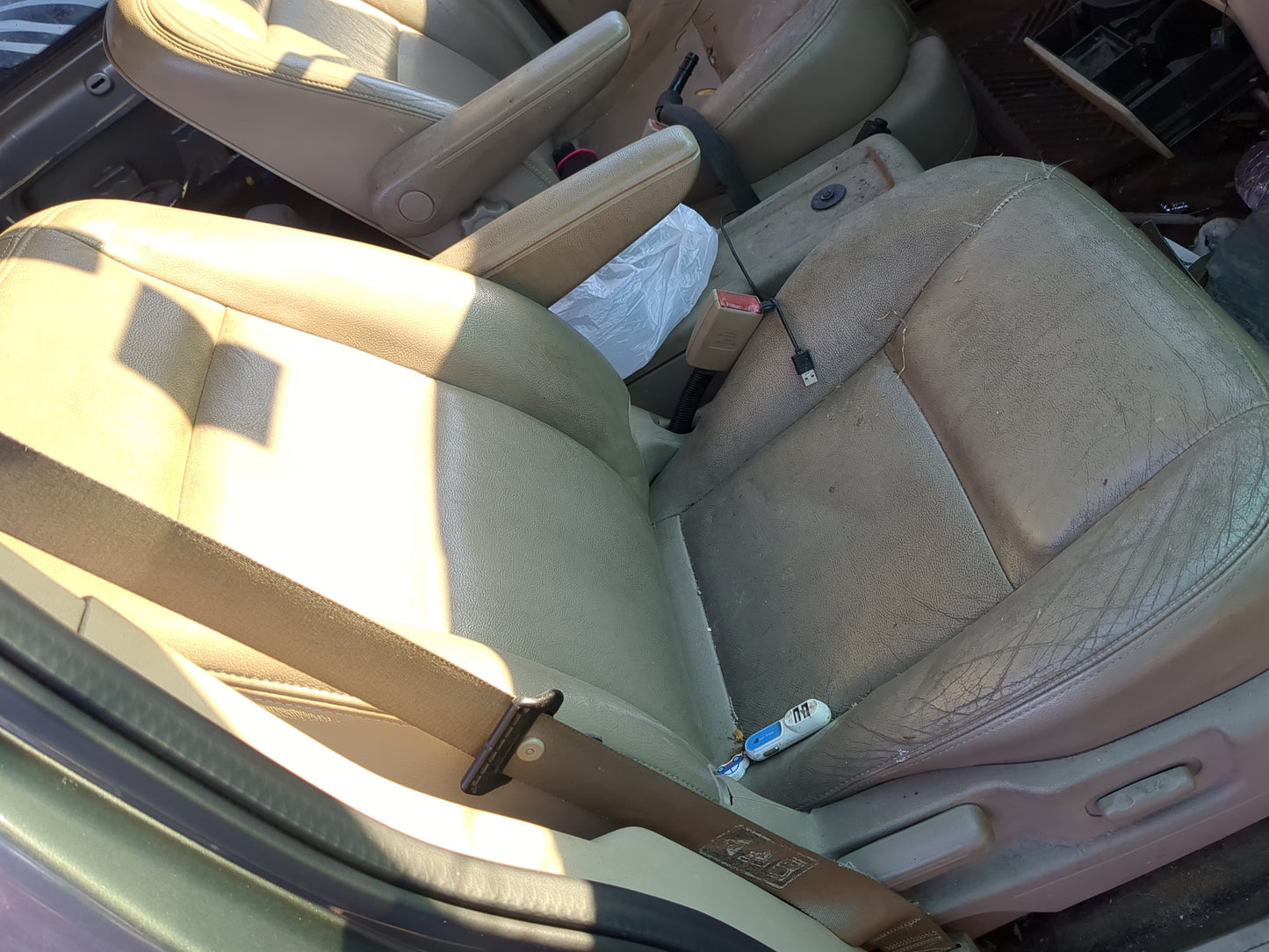 2004-2004 Ford Freestar Passenger Front Seat Oem - Oemusedautoparts1.com