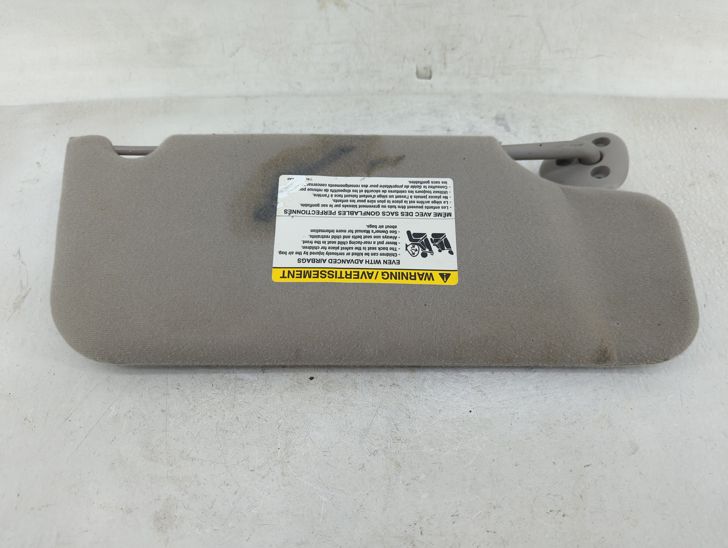 2004 Ford Taurus Sun Visor Shade Replacement Driver Left Mirror Fits OEM Used Auto Parts - Oemusedautoparts1.com