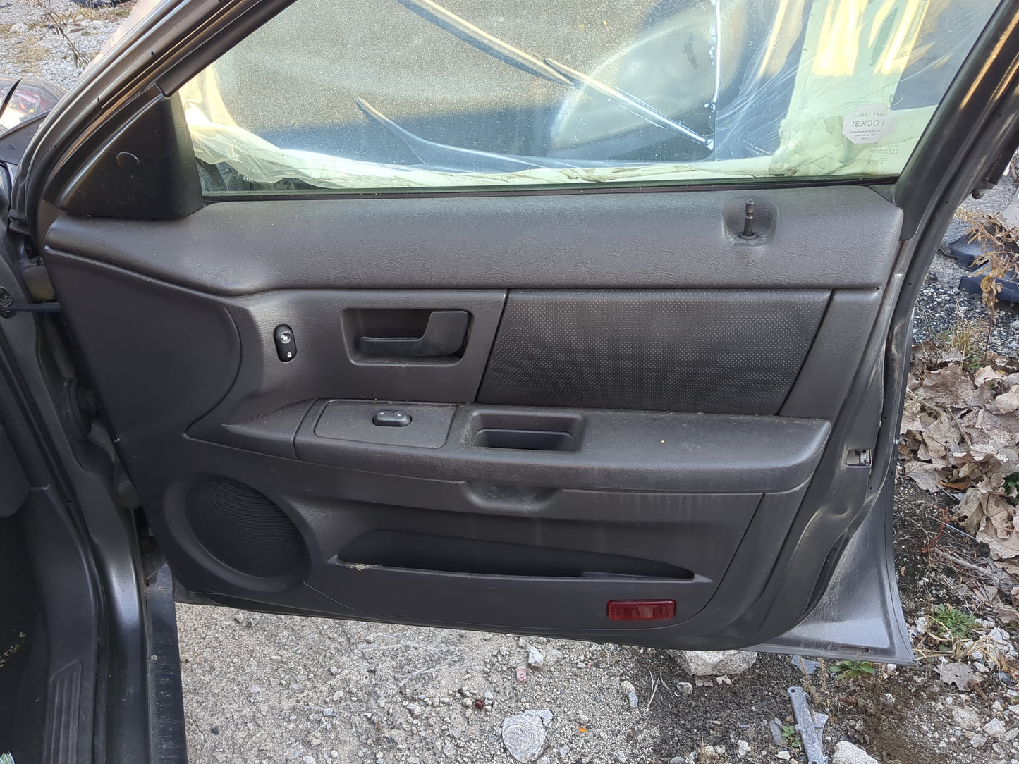 2004 Ford Taurus Front Right Passenger Interior Door Panel Trim - Oemusedautoparts1.com