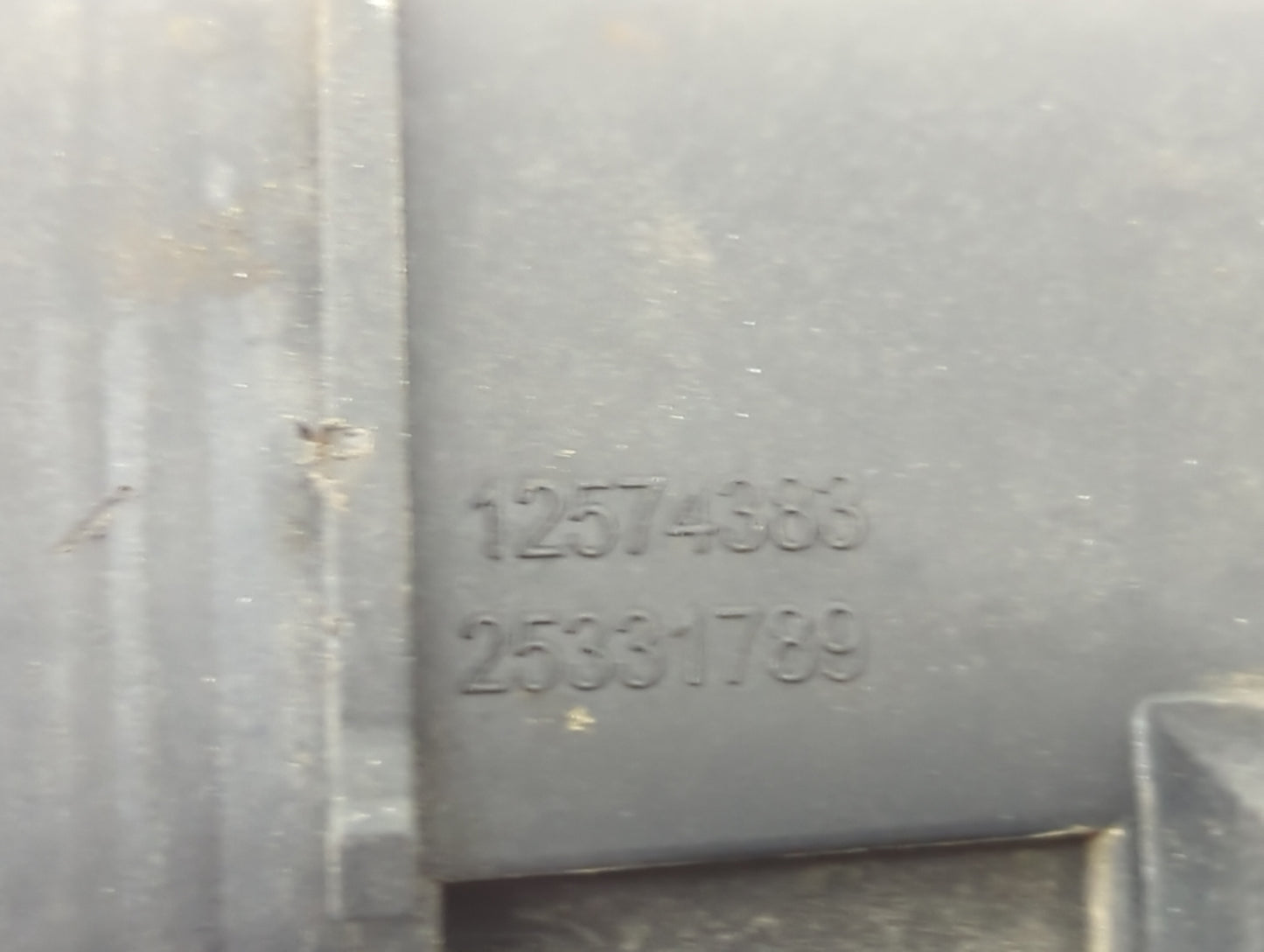 2003-2015 Gmc Savana 2500 Mass Air Flow Meter Maf 1488312 - Oemusedautoparts1.com