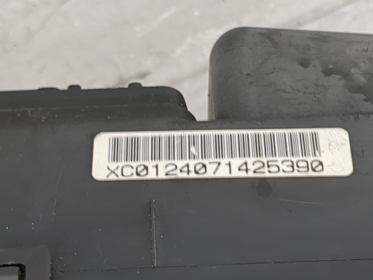 2004 Honda Accord Fusebox Fuse Box Panel Relay Module P/N:XC0124071425390 Fits OEM Used Auto Parts - Oemusedautoparts1.com